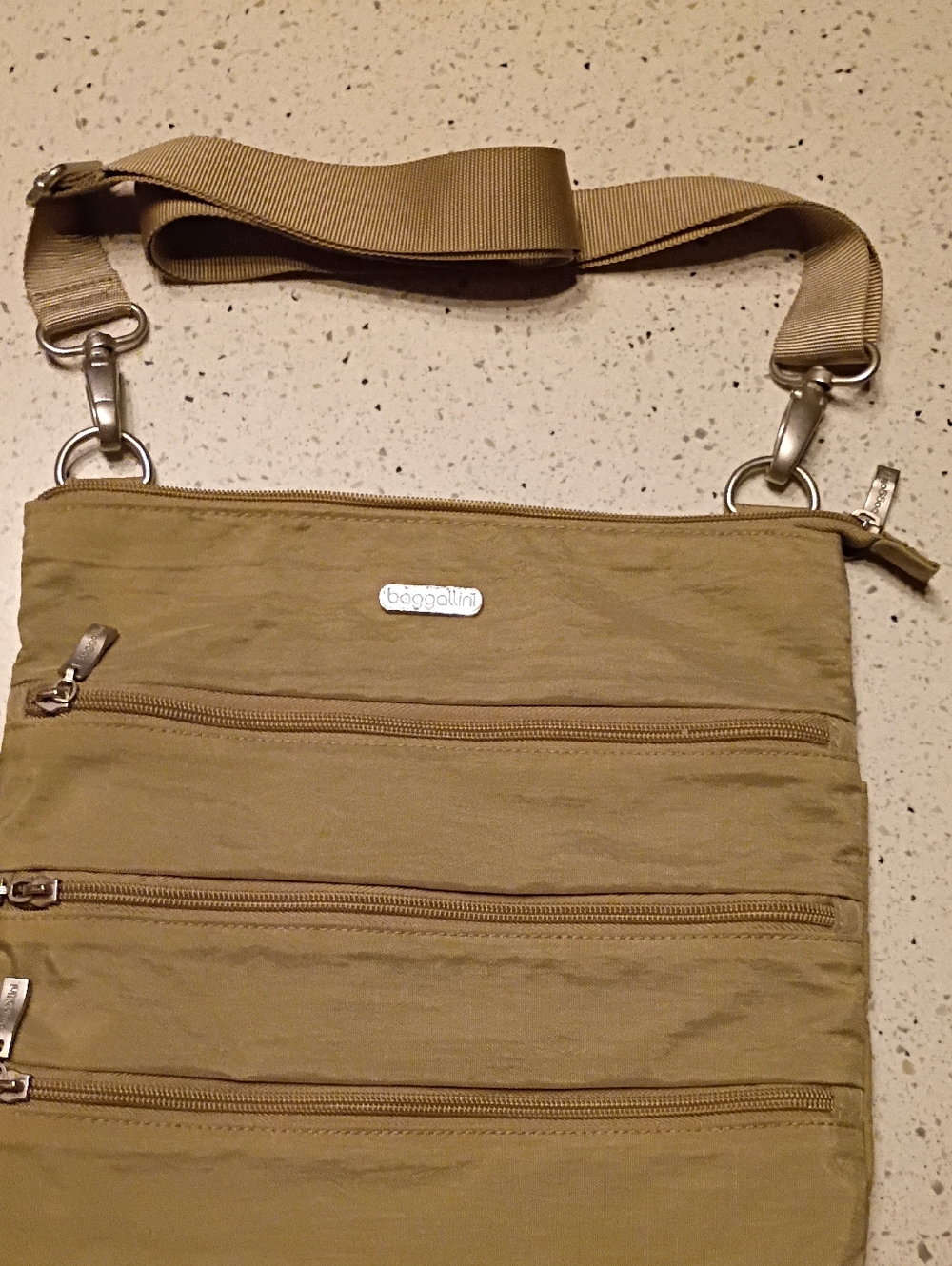 Baggallini Olive Crossbody Bag for Men